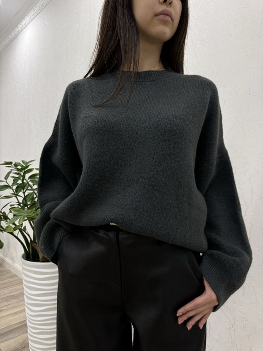 Женская свитера, кофты, джемперы