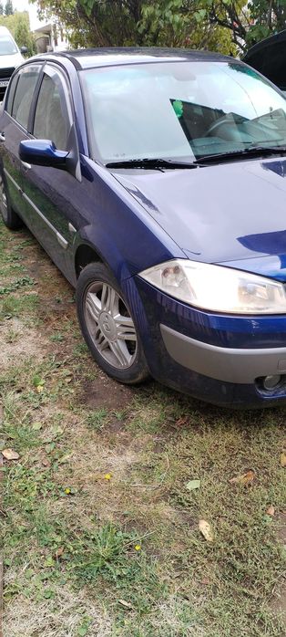 Продавам Рено Меган 1.5dci