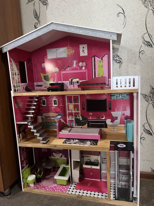 Дом для кукол барби