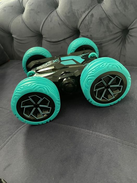 Продам   машину трасформер