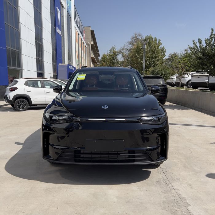 Leapmotor c16 580km electro!!! доп.опция 3 ГОДА ГАРАНТИИ+РУССИФИКАЦИЯ!