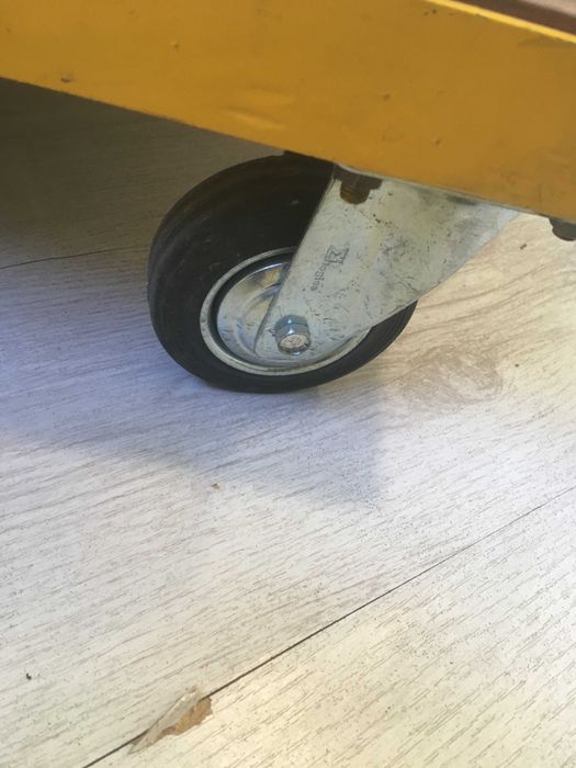 стойка (стелаж) - многофункционална, въртяща се, 4 нива, 4 посоки