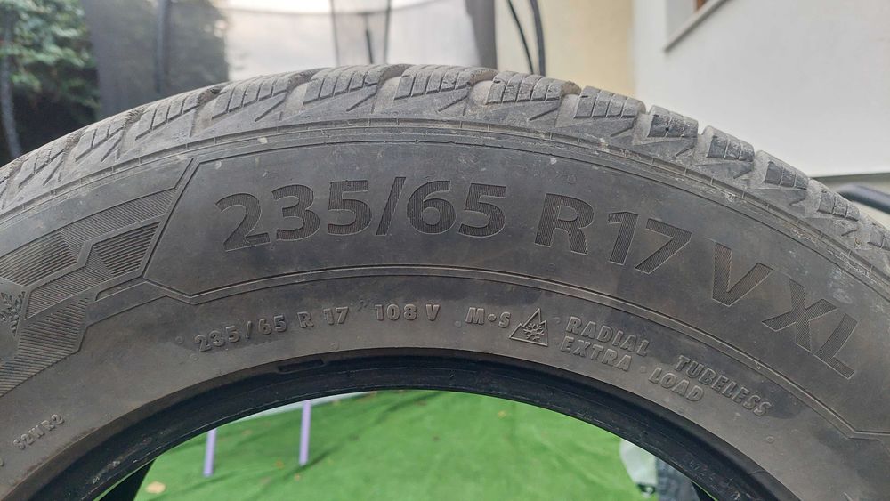 4 бр. зимни гуми за джип 235/65/17