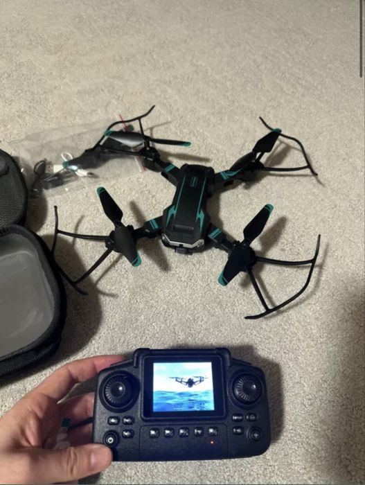 Drona noua 8k, 5000 metri cu ecran digital