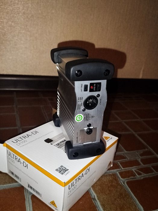 Торг! Новый Активный Behringer DI-Бокс — Ultra-DI DI100