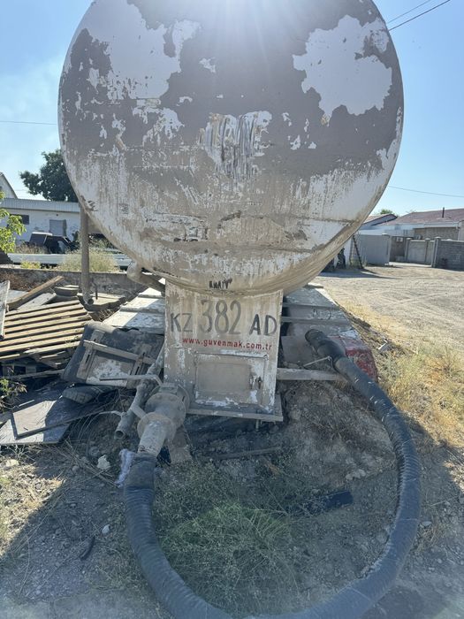 Бочка цементавоз с кампресором