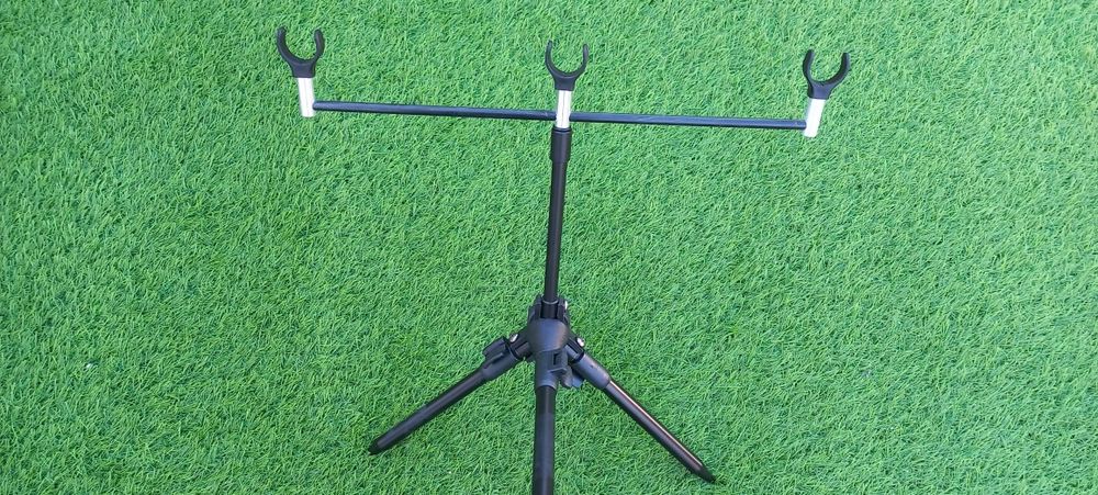 Стойка  за три въдици