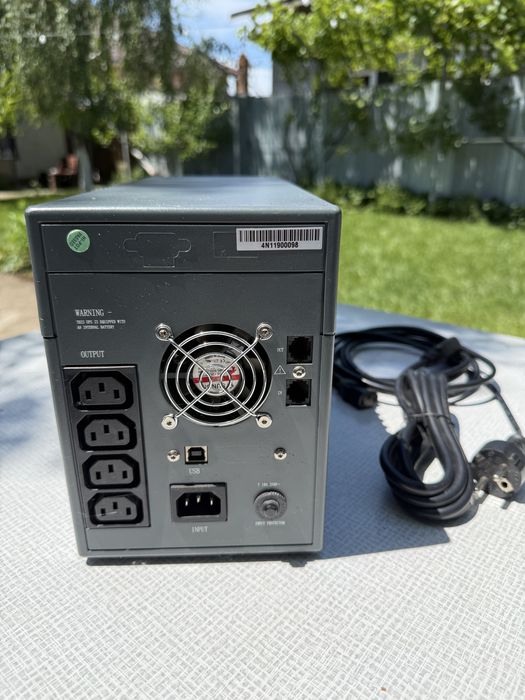 UPS Socomec 600W