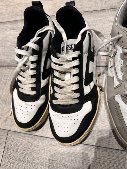 Vind balenciaga 45 nr toate aproape noi