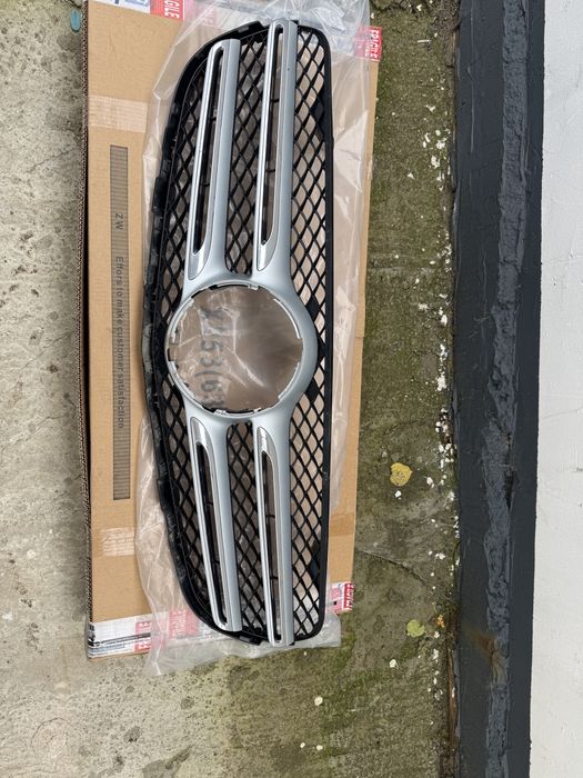 Grila radiator Mercedes Benz GLC X253