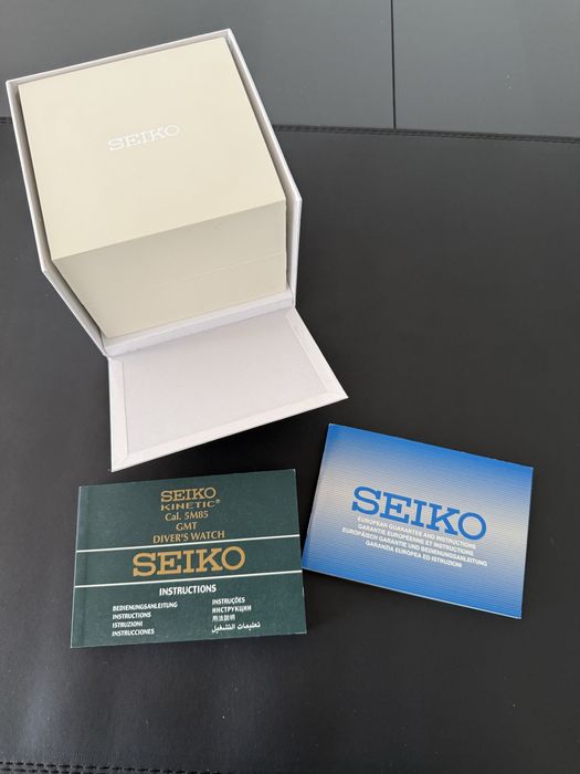 Часовник Seiko Kinetik