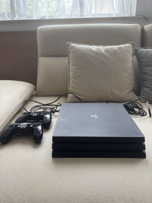 PS4 Pro, Soni PlayStation 4
