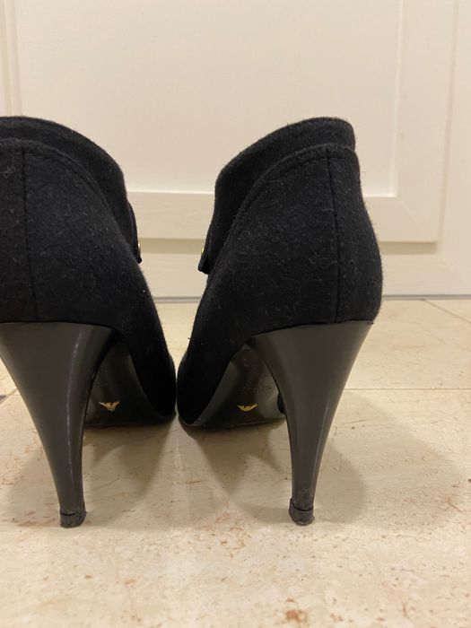 Armani обувки с ток 39 н