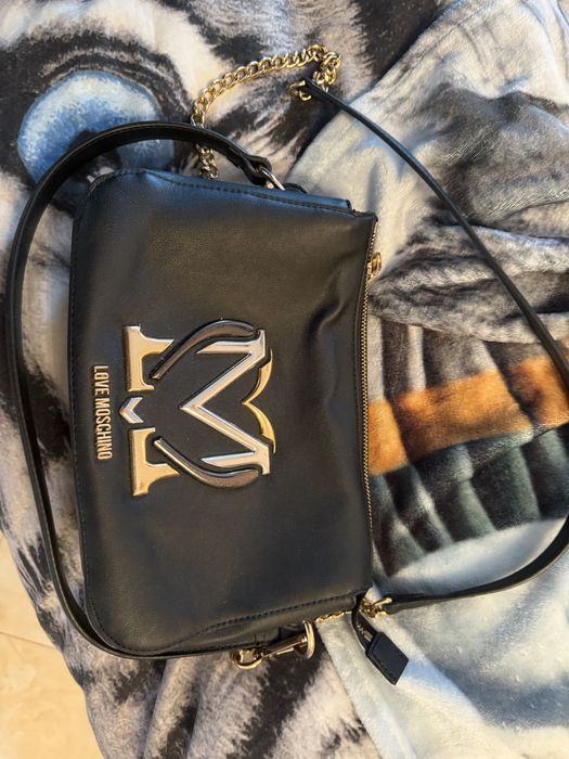 Чанта love moschino