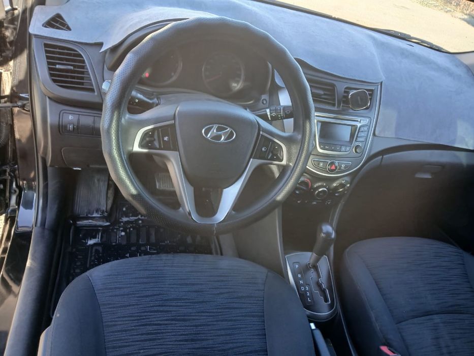 Хюндай соларис 2015