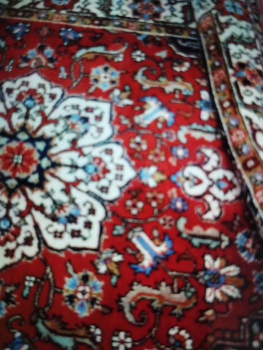 Covor de lână lucrat de mână