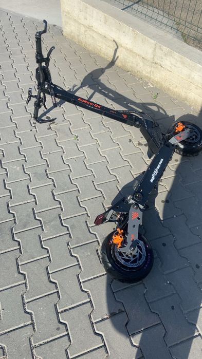 Kukirin G4 2025 in stare foarte buna mai multe detalii in privat.