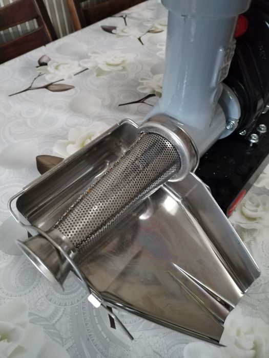 Продается новая соковыжималка итальяская