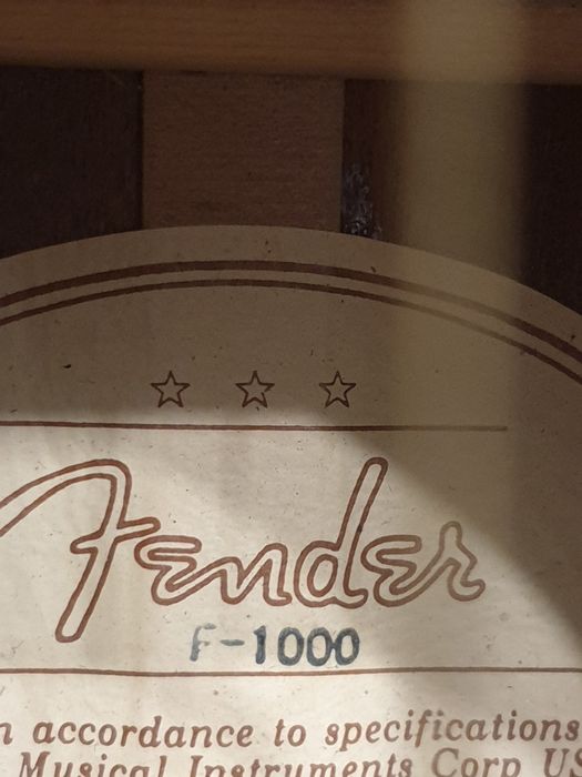 Chitară  clasică Fender f 1000
