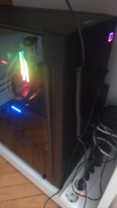 De vânzare unitate Pc AMD Ryzen 7 7700x