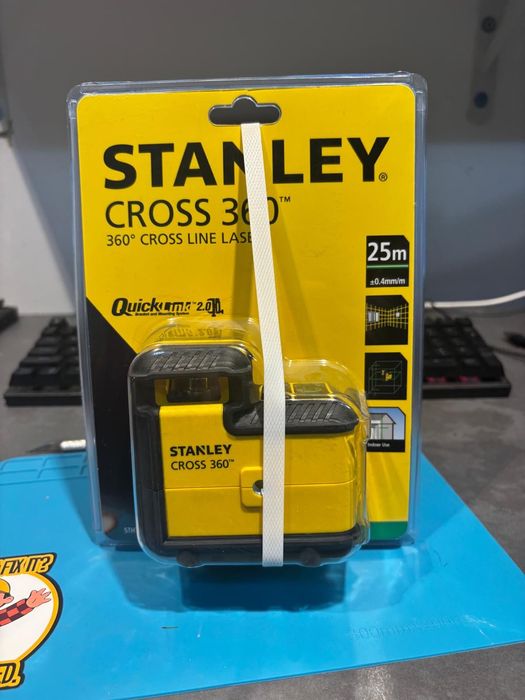 Nivelă Laser Cross 360 verde Stanley STHT77594-1