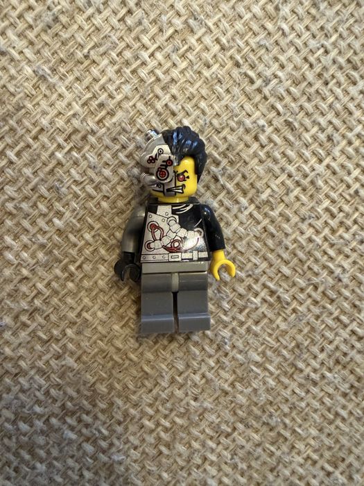 рядък лот от 6 LEGO фигурки