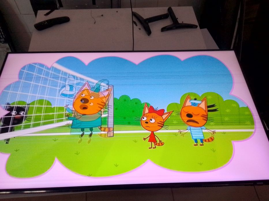 Телвизор смарт 50дюймов