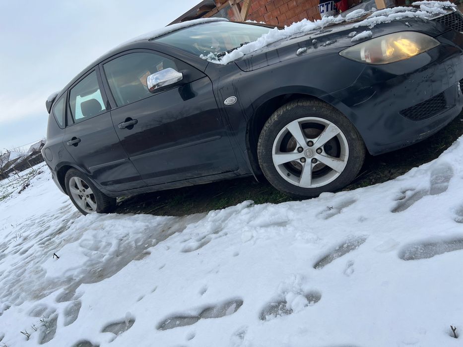 Vând Mazda 3- An 2006, Fiabilă, confortabilă și gata să pornească!