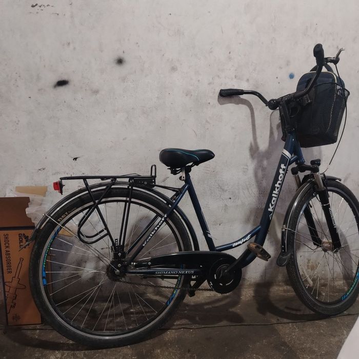 Велосипед сотилади. Олди вилка омартизаторли. Эгари паст ва баланд  бу