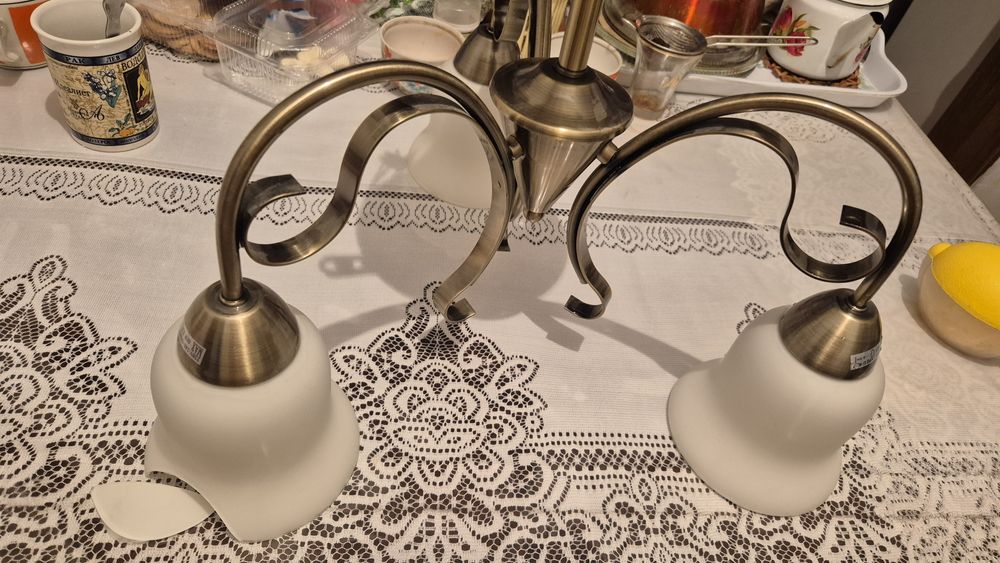 Люстра продается