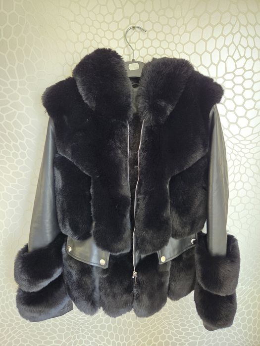 Дамско зимно палто с косъм