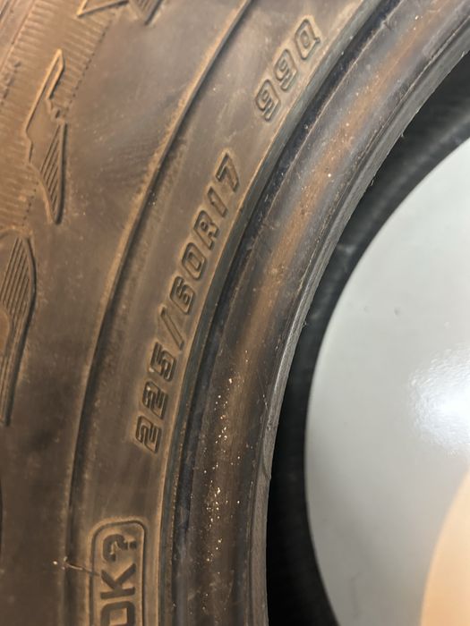 Зима шины Goodyear R 17 2 шт