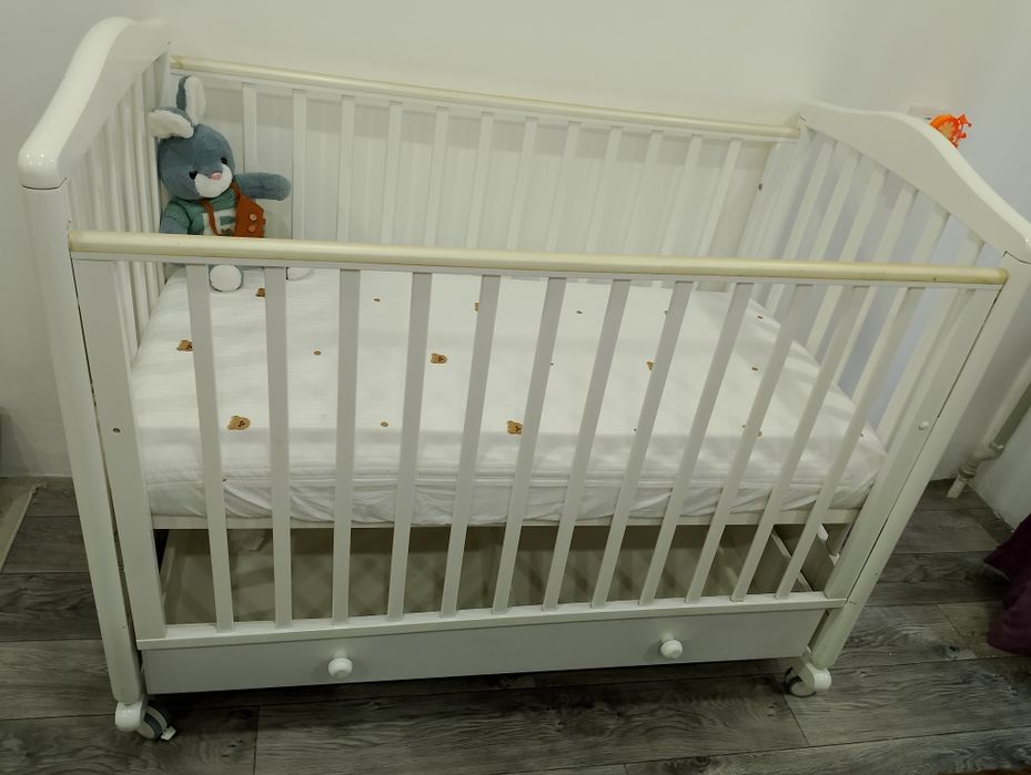 Продам отличный Манеж