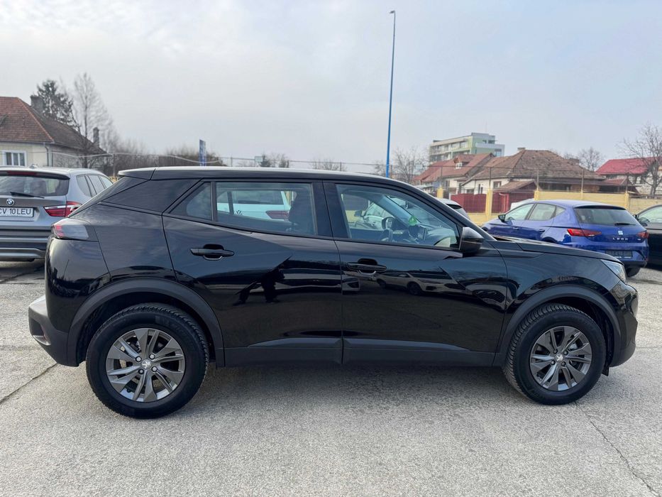 Peugeot 2008 1.2 Pure Tech Active Business