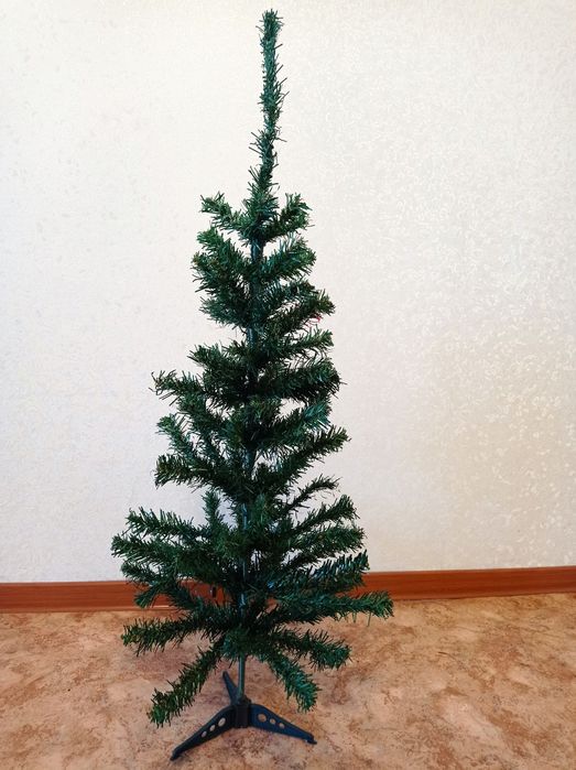 Продам елка отл сост