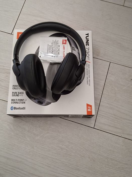 De vanzare casti jbl