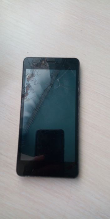 Микро макс можно на запчасти