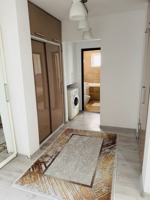 Inchiriez apartament 2 camere strada Sfanta Vineri