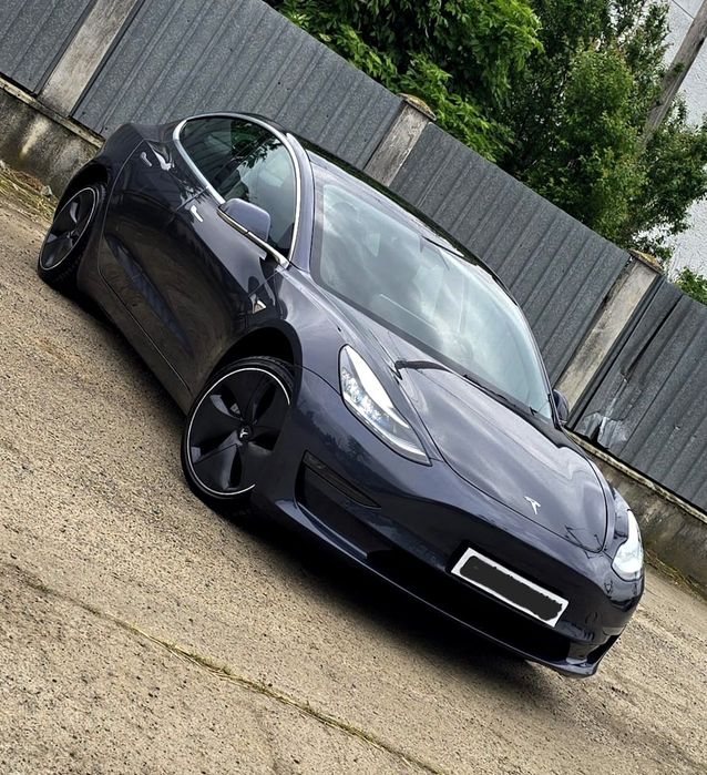 tesla model 3