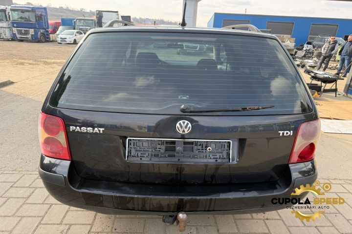 Usa / Portiera spate stanga Volkswagen VW Passat B5.5 [facelift] [200