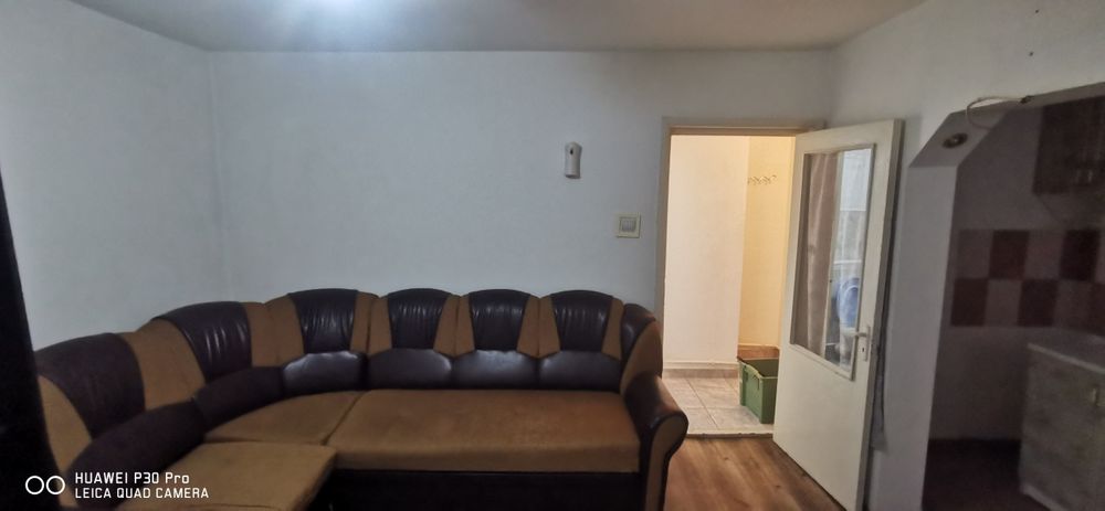 Garsoniera de vânzare în zona pod