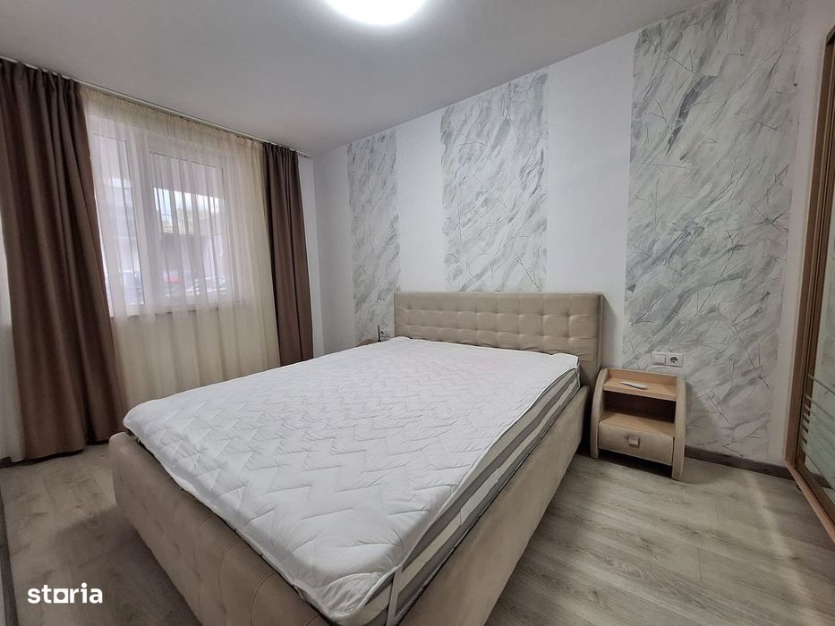 Apartament 3 camere, de vanzare, cu parcare, zona Bmw, Floresti
