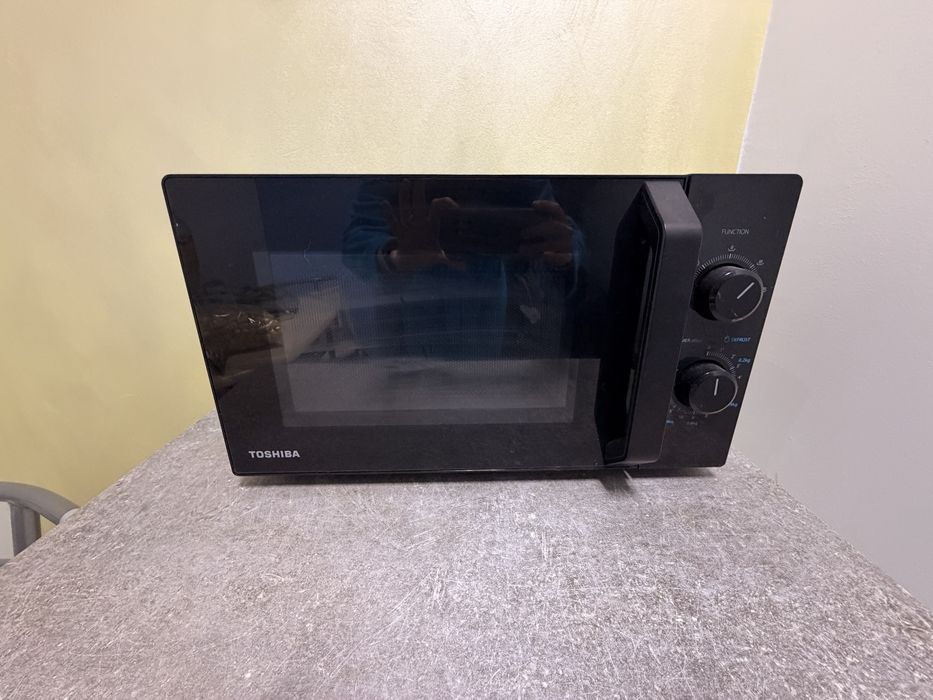 Cuptor cu microunde Toshiba