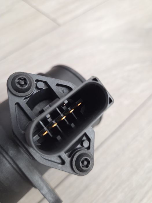 Senzor Debitmetru Aer VW Golf 1.8T Bosch 0280218340