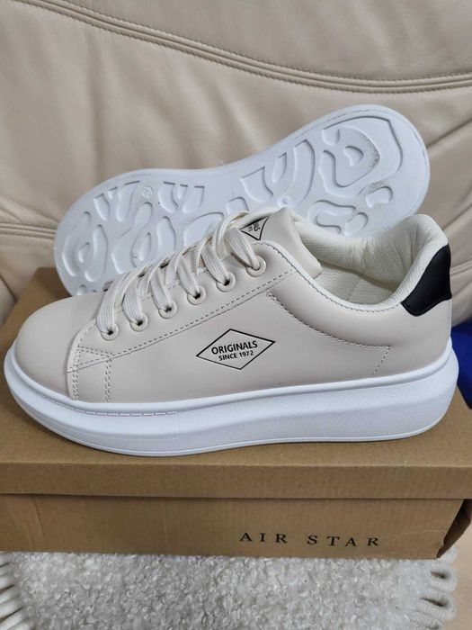 Нови кецки беж - еко кожа -38 номер