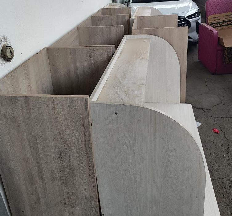 Столы по 5 тысяч