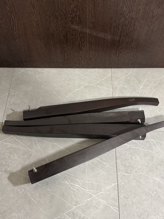 Стол в хорошем состоянии