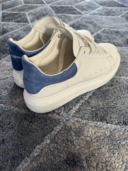 Alexander Mcqueen