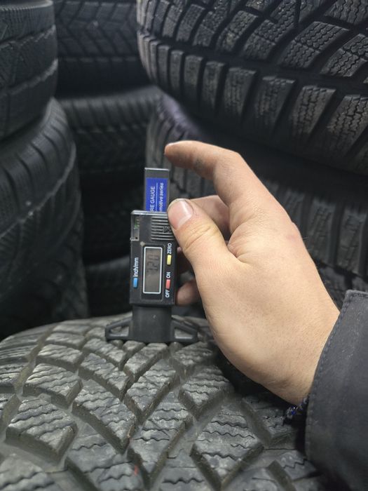 1 Брой Гума 225/60/18 Bridgestone 7mm