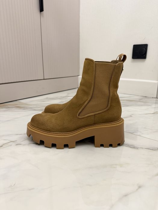 Zara ботильоны замшевые 37 р